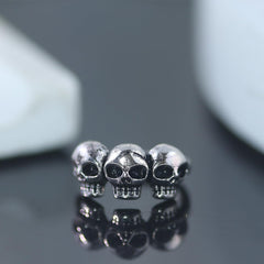 Skull Halloween Earrings for Women,Skull Skeleton Ear Cuffs Punk Non-piercing Cartilage Earring Clip on Earrings for Men Gothic Halloween Jewelry Costume Accessories