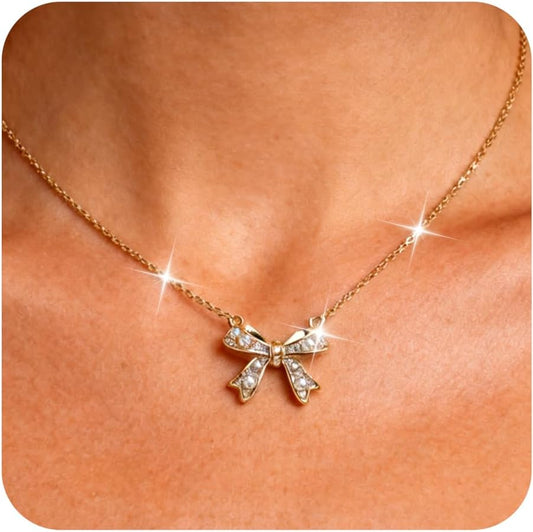 Sonateomber Dainty Chain Simple Pendant Necklace for Women, Cute Statement Rhinestone Single Dangle Necklaces Thanksgiving Christmas Jewelry Gift