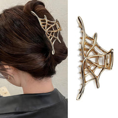 Halloween Spider Hair Clips for Women Girls, Silver Gothic Metal Hair Claw Clips With Faux Pearl Tassel - Halloween Hair Accessories Y2K Styling