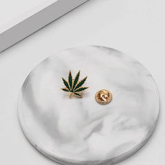 BOYI Minimally Designed cat Eye Stone Anti Glare Needle Buckle Pin for Both Men and Women Accessories