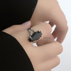 Jugou AliExpress European and American cross-border new products creative gothic punk style inlaid with black gemstones women's ring