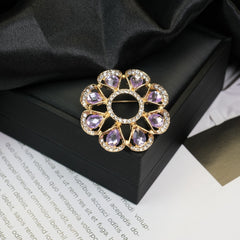Fashion Retro Flower Pearl Diamond Brooch Versatile High-end Natural Color Alloy Brooch Clothing Pin Buckle