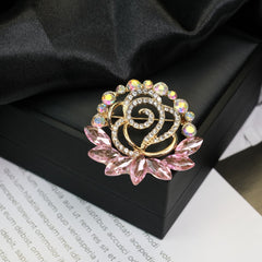 Fashion Retro Flower Pearl Diamond Brooch Versatile High-end Natural Color Alloy Brooch Clothing Pin Buckle