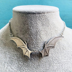 Hot Sale, Vampire Bat Wings Necklace Wings Bat Wings Vampire Gothic Metal, Factory Direct Sales