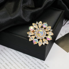 Fashion Retro Flower Pearl Diamond Brooch Versatile High-end Natural Color Alloy Brooch Clothing Pin Buckle