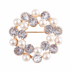 Korean version of fashion pearl hollow rhinestone brooch trend corsage brooch women's accessories factory direct sales one piece hair
