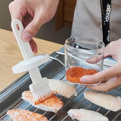 1 Piece Oil Bottles with Brush Kitchen Oil Bottle Brush Sauce Bottle Brush Barbecue Brush(White)