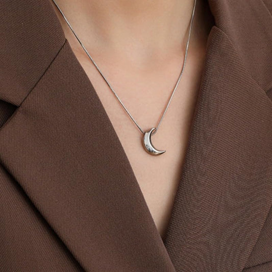 Moon Necklace for Women Stainless Steel Crescent Moon Pendant Necklace Dainty Simple Pendent Necklace Minimalist Trendy Jewelry