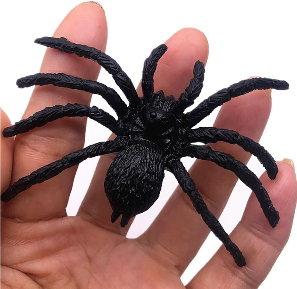 Cooplay 6pcs Fake Big Spiders Black Plastic Mock Reptile Insects Joke Toys Prank Scary Trick Tricky Brains for Halloween Party