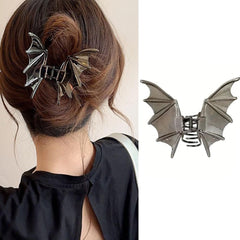1 Pack Black Spider Hair Claw Clips Halloween Hair Clips for Women Strong Hold Metal Hair Jaw Clips Large Spider Pearl Exquisite Design Halloween Hair Barrette Clips for Costume Party Hair Decoration