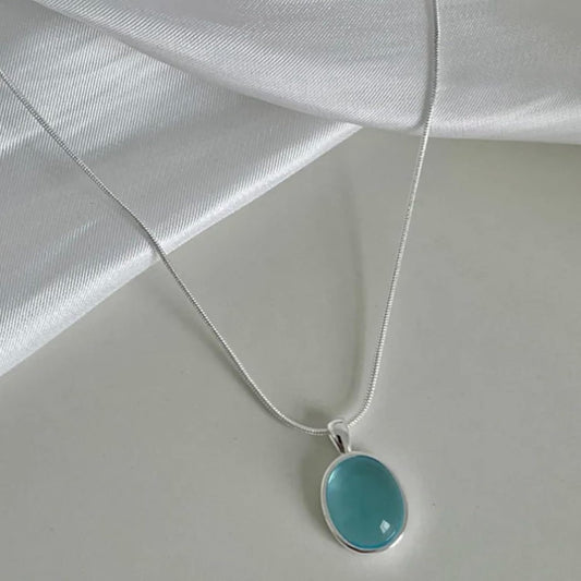 Moonstone Pendant Necklace for Women Blue Teardrop Pendant Necklace Aquamarine Obsidian Necklace Healing Crystal Necklace Snake Bone Chain Necklace Trendy Handmade Jewelry