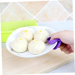 3pcs Insulated Scalding Clip Kitchen Utensils Holder Silicone Tongs Cooking Gadgets Barbecue Gloves Oven Gloves Silicone Protective Hand Clips Insulation Finger Set Random Colors