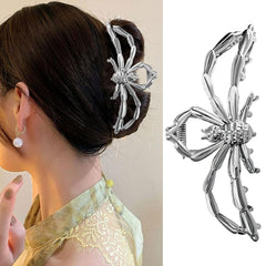 Halloween Spider Hair Clips for Women Girls, Silver Gothic Metal Hair Claw Clips With Faux Pearl Tassel - Halloween Hair Accessories Y2K Styling