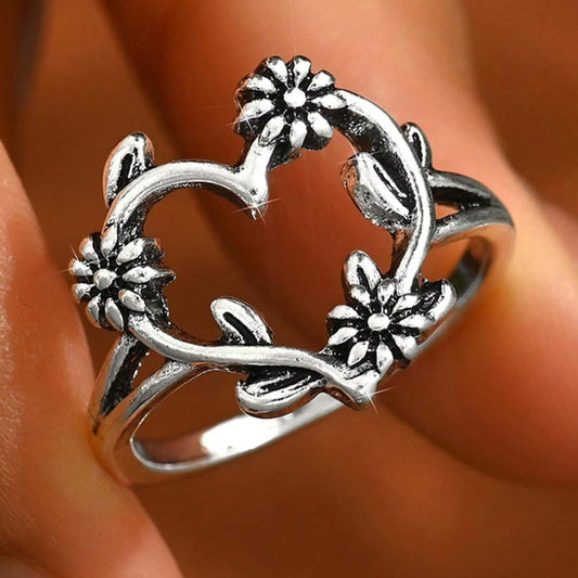 Heart Ring Statement Silver Boho Fashion Western Vintage Rings Christmas Accessories Jewelry for Women Birthday Gifts Stocking Stuffers