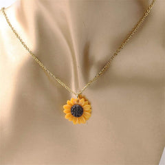 Sunflower Pendant Necklace Pearl Leaf Chain Resin Handmade Drop Choker Necklace for Women s