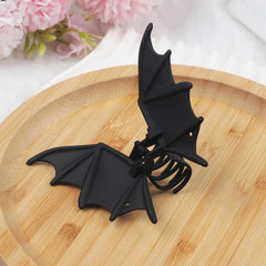Halloween Bat Hair Clips for Women Black Bat Wing Hair Accessories Matte Metal Bats Claw Clips Goth Hairpins Gothic Medium for Thick Half Ponytail Barrettes Halloween Scary Party Costumes Favors 1Pcs