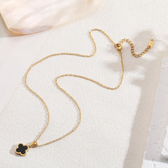 Clover Necklace for Women 18K Gold Plated Four Leaf Clover Pendant Necklaces Lucky Jewelry Gifts for Women