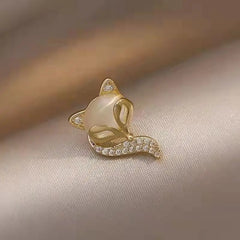 BOYI Minimally Designed cat Eye Stone Anti Glare Needle Buckle Pin for Both Men and Women Accessories