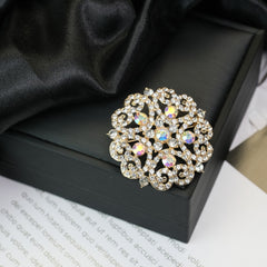 Fashion Retro Flower Pearl Diamond Brooch Versatile High-end Natural Color Alloy Brooch Clothing Pin Buckle