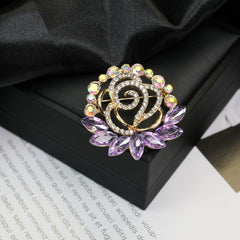 Fashion Retro Flower Pearl Diamond Brooch Versatile High-end Natural Color Alloy Brooch Clothing Pin Buckle