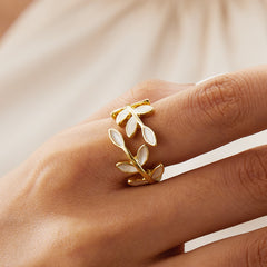 Light luxury high-end leaf ring female ins niche design personality fashion personality simple temperament Internet celebrity open ring