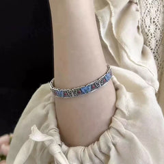 Spring Flower Oath" pink flower bracelet 2025 new autumn and winter daughter temperament niche versatile fashion bracelet