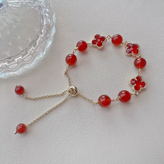 New Internet celebrity natural crystal agate four-leaf clover bracelet lucky niche design sense simple white send girlfriends