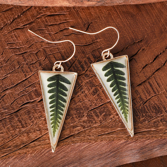 Cross-border European, American and independent stations retro new triangular Epoxy simulated leaf earrings